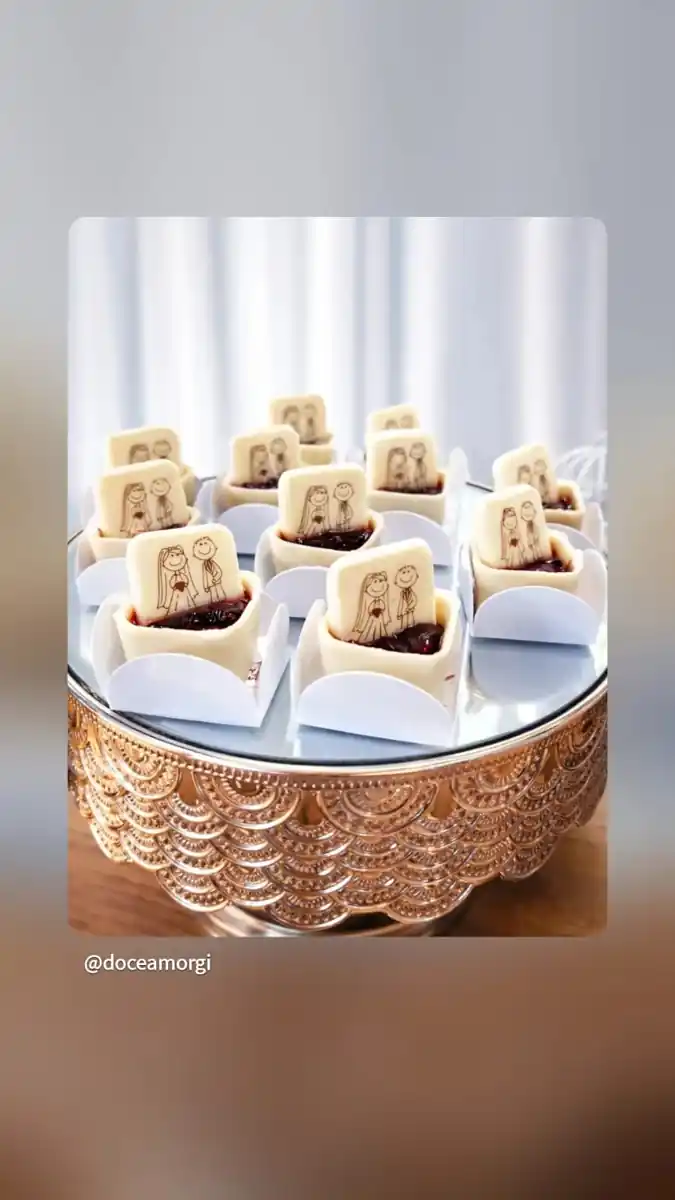 Noivinhos — mousse de chocolate ao leite
